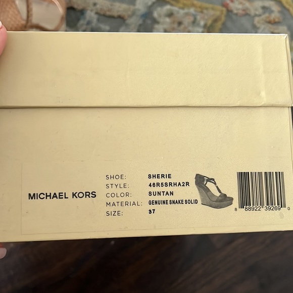 Michael Kors Sherie genuine snake suntan wedge sandal size 7 - worn 1x with box - Picture 6 of 6